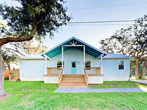 New 4br Near Boat Launch & Beach 4 Bedroom Home - Image 3