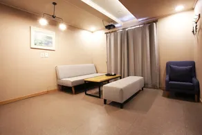 A7 HOTEL - Image 3