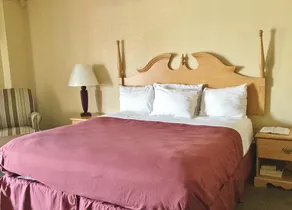 Americas Best Value Inn & Suites-Conway - Image 4