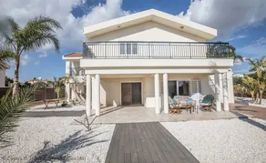 Celebrity Villa Laura26 - Image 5