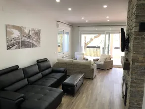 T&H Villa Miramar - Image 4
