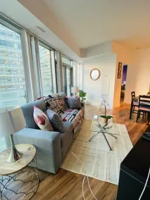 The Bay Suites - Entertainment Dist - Image 2