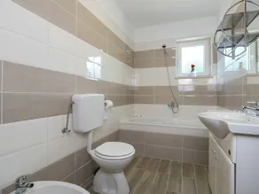 Villa in Nedešcina With Private Pool - Image 3
