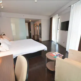 Jinjiang Inn Select - Image 2
