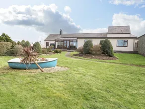 Llys Llywenan - Image 2