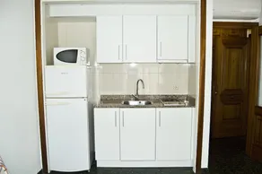 Flores Apartments - Image 4