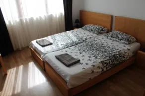 Honeypot Villa - Image 2