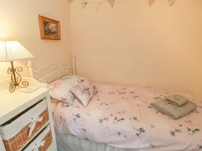 Hart Cottage - Image 4