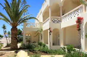 Arion Palace - Image 2