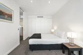 Edgewater 207 - Image 3