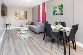 Modern 3BR with King Bed - Steps from Byward Market! - Image 5