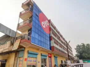 Hotel R K Residency By OYO Rooms - Image 4