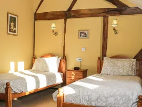 Swallow Cottage - Image 3