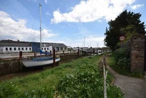 Dolphin House 490929 - Image 5