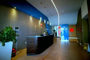 Hallandale Suites by 1stHomeRent - Image 4
