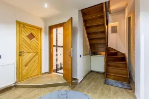 Phenomenal Duplex Flat Near Nisantasi in Besiktas - Image 4