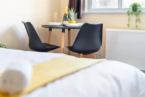 Lovegrove Contractor Stay With Free Wi-fi in Slough - Image 2