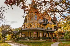 Fargo Mansion Inn - Image 4