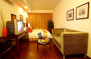 Chicago Suites International - Image 5