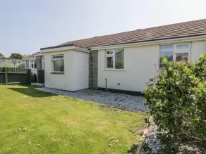 22 Trembel Road Helston - Image 3