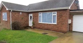 Rosie's Detached Bungalow - Image 5