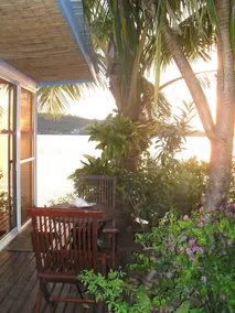 Bora Bora Bungalove - Image 5