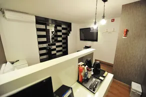 JJ Hotel - Image 5