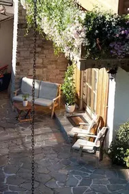 Double room, shower, toilet, 1 bed room - Image 2