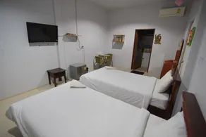Pinthong Resort - Image 2