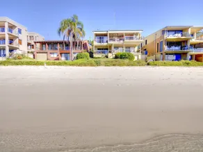 Tuscan Waterfront, 1/213 Soldiers Point Road - Image 4