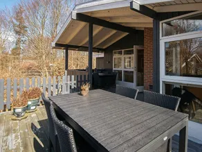 Beautiful Holiday Home in Glesborg With Terace - Image 2