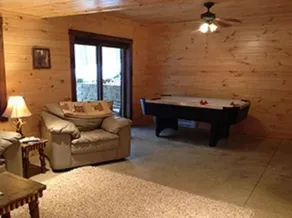 The Woodbury Cabin - Image 5