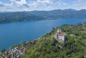 Residenza Ludovica by the lake - Image 2