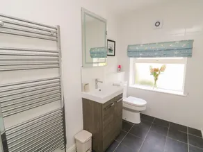 Shepherds Cottage - Image 2
