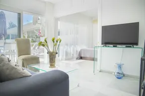 Apartment in Central Marbella - Image 5