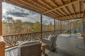 EZ Come EZ Geaux - Stunning Mtn Views - Hot Tub - Image 5