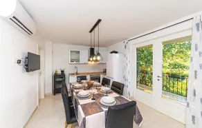 Beautiful Home in Trilj With 2 Bedrooms, Wifi and Outdoor Swimming Pool - Image 3