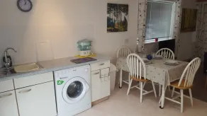 Immaculate 1-Bed Lodge Newton Abbot Torquay - Image 3