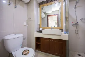 Xi'an Holiday Hotel - Image 4