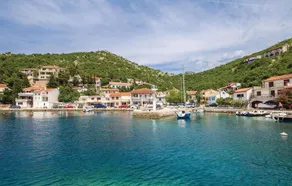 Awesome Home in Starigrad With Wifi and 2 Bedrooms - Image 4