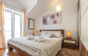Grande maison entièrement équipée avec terrasse, barbecue et jardin | Vue mer | Avec animaux admis - Image 2