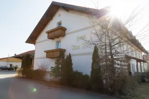 Alter Wirt Putzbrunn Hotel & Pension - Image 3
