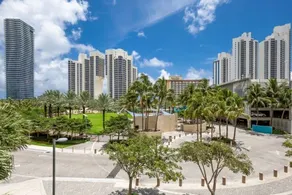 1 SPRING PROMO - Sunny Isles Seaview Condo, Walk to Beach, Amazing Amenities - Image 5