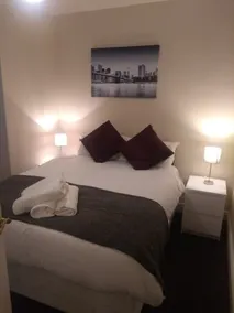 Ashburnham Apartment - Image 2
