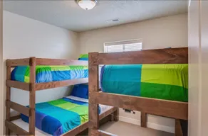 Utah's Best Vacation Rentals - Paradise Village at Zion - Image 3
