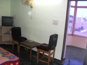 Trishul Hotel - Image 2