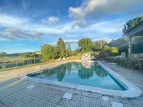 Beautiful 10 bed Cottage in Celorico With Pool - Image 2