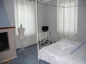 Beautiful Holiday Home in Santo Stefano With Swimming Pool - Image 2