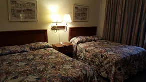 Deluxe Inn Motel - Homestead - Image 3