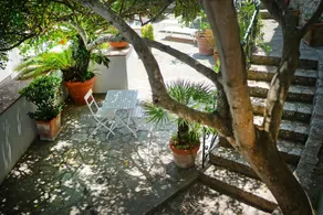 Charming Villa Capri - Image 5